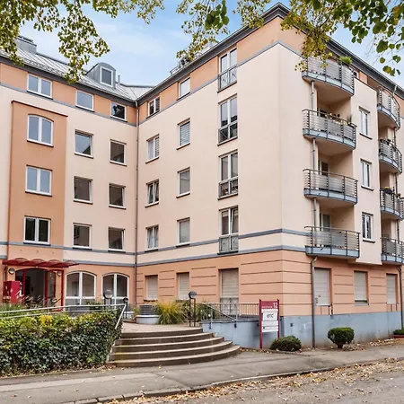 Edler Wohnraum Schwanenteich-oase Mit Balkon, Kaffeevollautomat, Lift & Parkplatz Zwickau