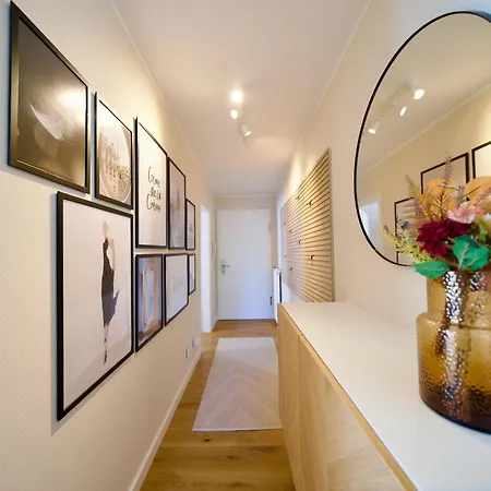 Edler Wohnraum Schwanenteich-oase Mit Balkon, Kaffeevollautomat, Lift & Parkplatz *