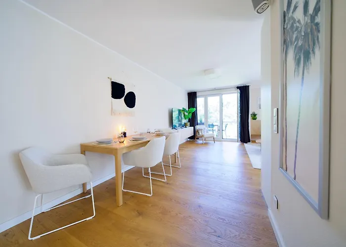 Edler Wohnraum Schwanenteich-oase Mit Balkon, Kaffeevollautomat, Lift & Parkplatz 公寓 *