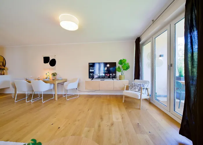 Edler Wohnraum Schwanenteich-oase Mit Balkon, Kaffeevollautomat, Lift & Parkplatz 公寓 *