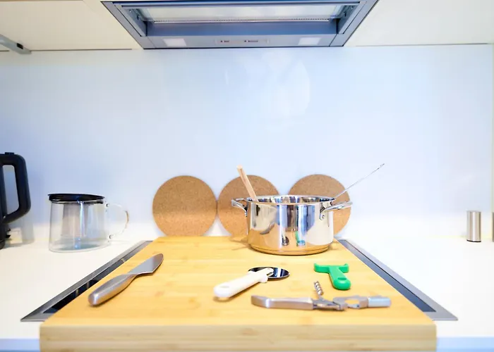 公寓 Edler Wohnraum Schwanenteich-oase Mit Balkon, Kaffeevollautomat, Lift & Parkplatz 茨维考